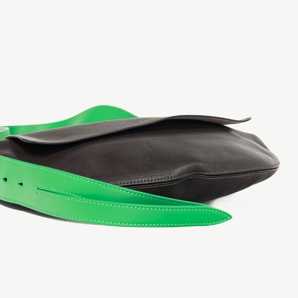 Chloe Kiss Off Brown Leather Green-Strap Shoulder Bag - Picture 6 of 12